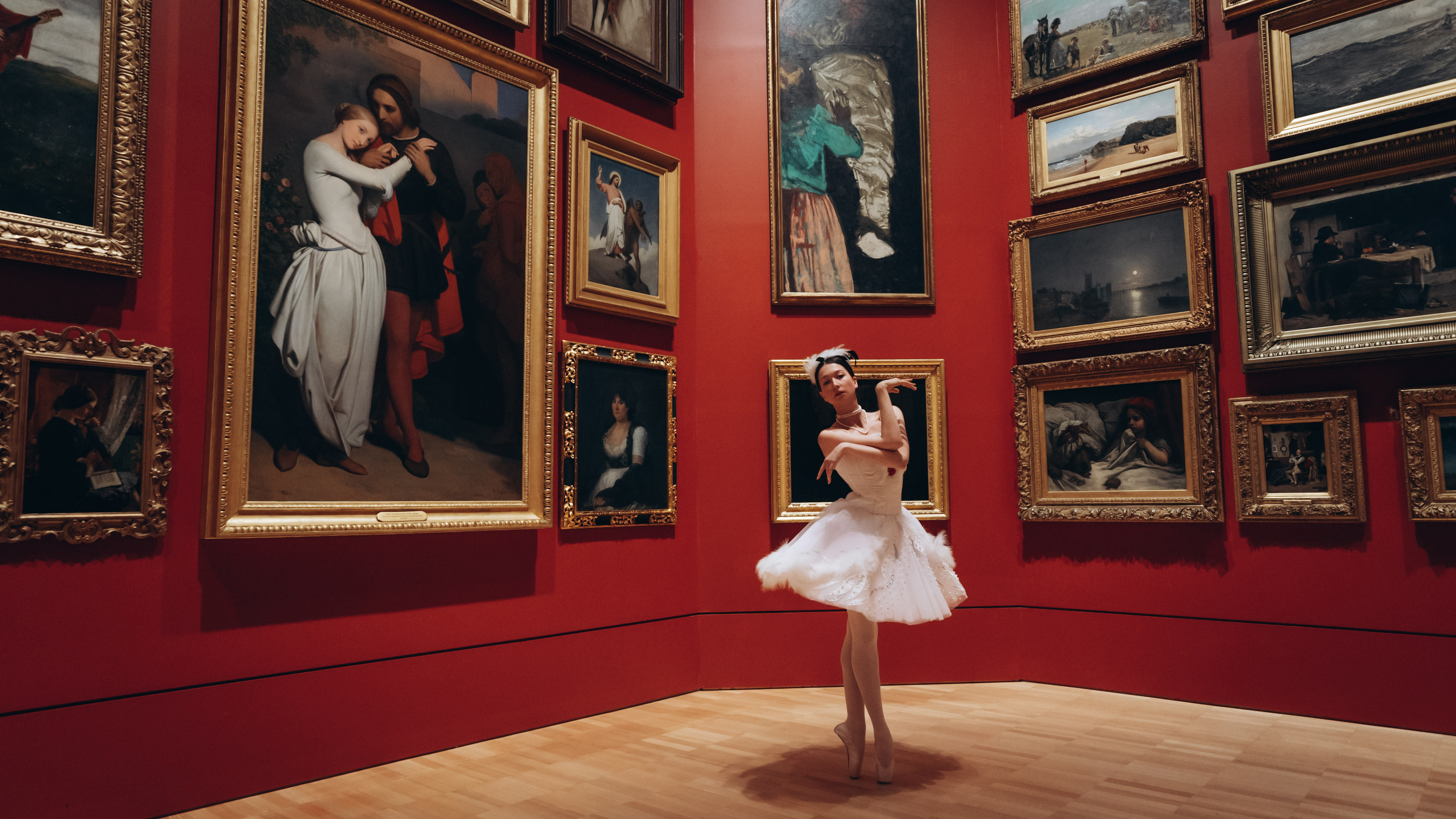 Nina Osman, professional ballerina and ballet teacher in Melbourne